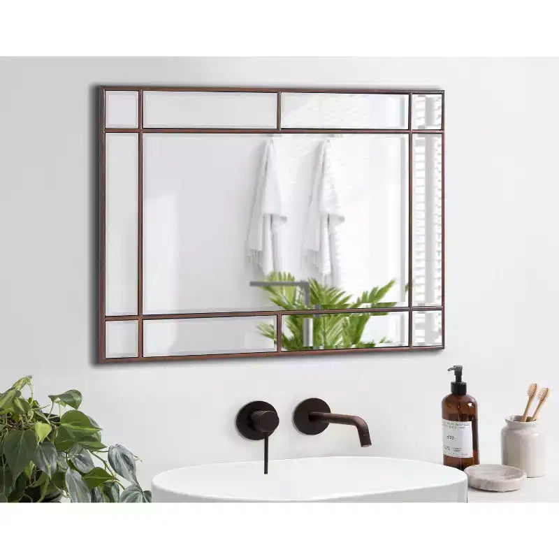 Miroir décoratif mural encadré 20" x 30" Bronze