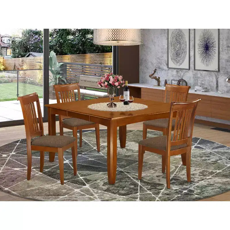 Table à manger HomeStock carrée 5 pièces avec plateau en bois massif et 4 chaises, finition marron selle