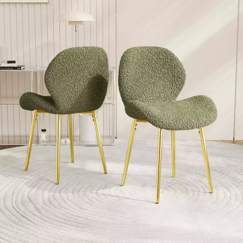 Chaises de salle à manger minimalistes en velours de teddy vert avec pieds en métal doré robustes et dossier pour cuisines, restaurants, bureaux, vert