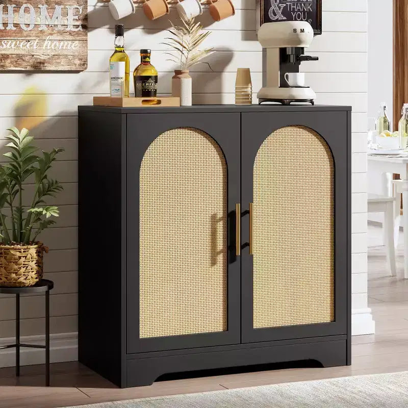 Meuble de bar à café bohème 30 portes en rotin naturel, pieds en bois massif, poignée en métal, meuble TV/buffet de 26,9 H pour salon et salle à manger