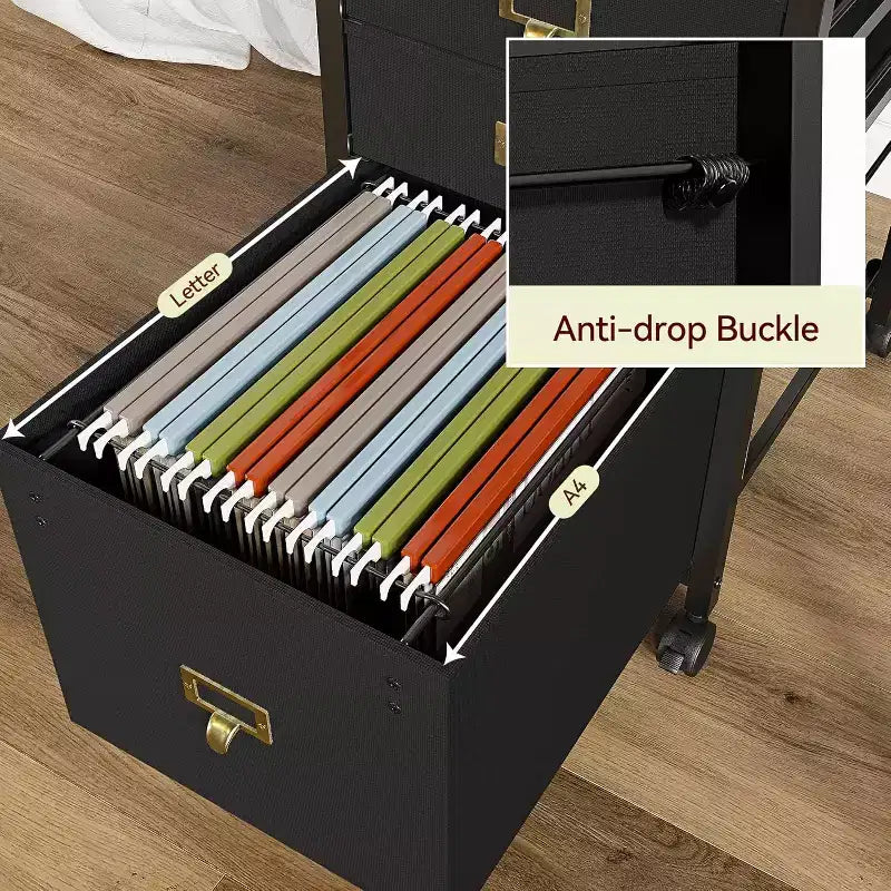 Un meuble de bureau mobile avec 4 tiroirs, un organiseur de dossiers roulant sous le bureau, des poignées en métal et 4 roulettes, mesurant 66,5 x 30 x 37,5 cm, noir