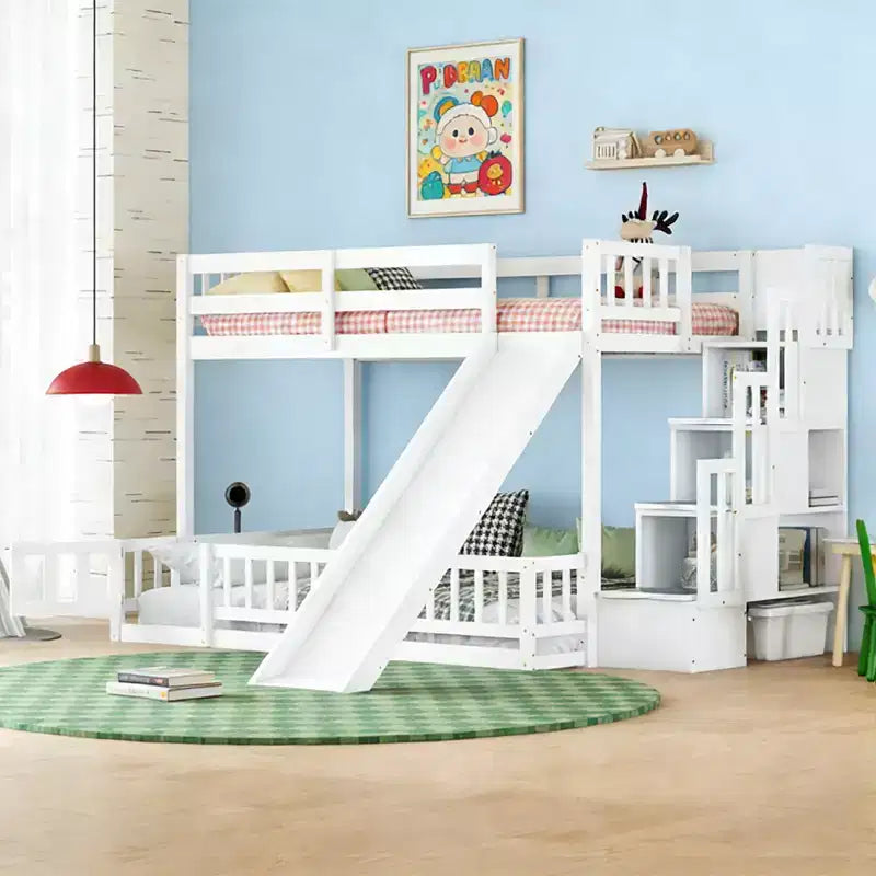 Lit superposé double sur grand format avec toboggan, barrières de sécurité et escalier de rangement