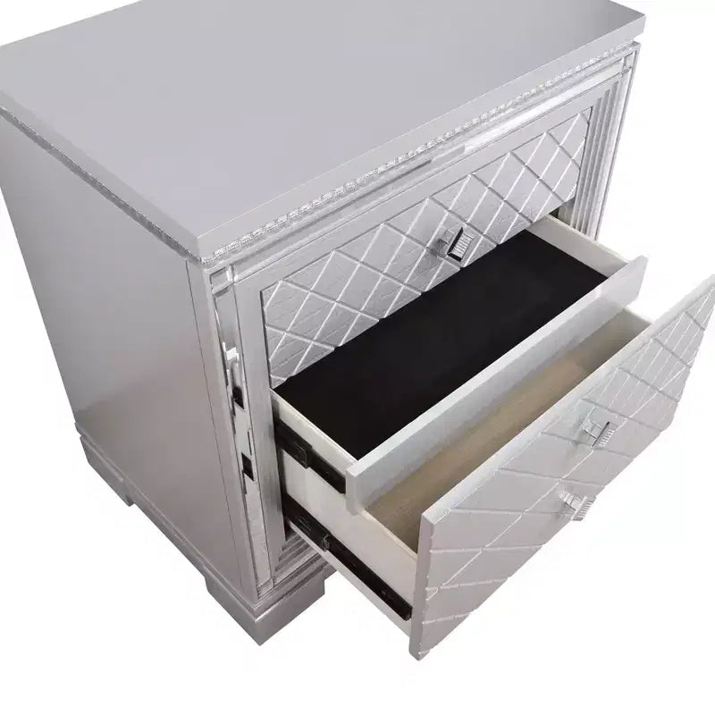Ensemble de chambre Tenaya de 5 pièces pour grand lit double (Eastern King) argenté/gris - HOMES: Inside + Out