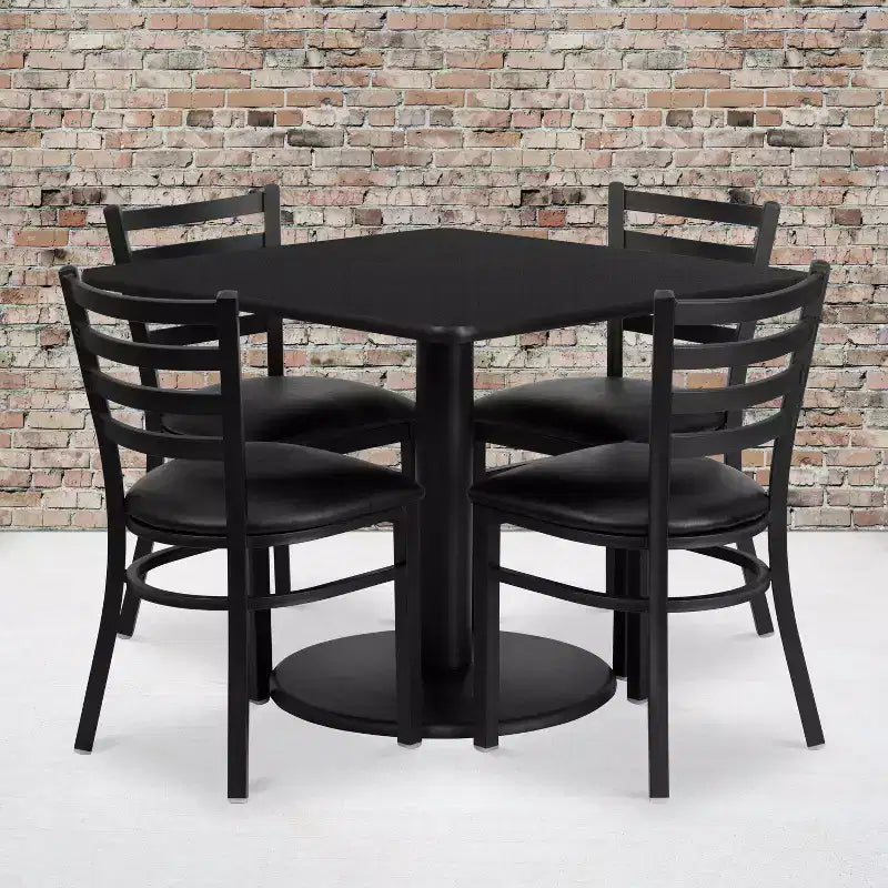 Ensemble de table carrée stratifiée 36" Flash Furniture avec piètement rond et 4 chaises en métal à dossier échelle